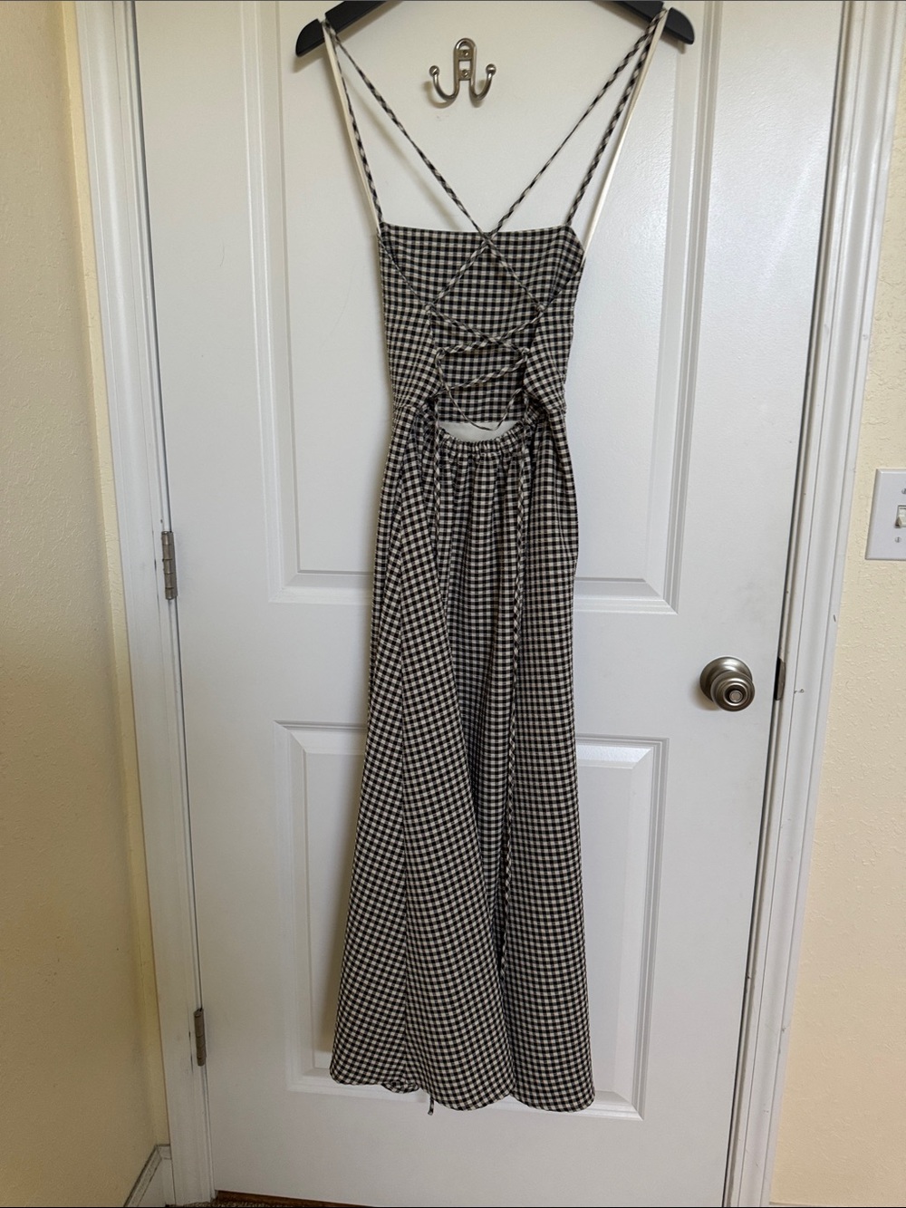 Gianni Bini Black & White Gingham Strappy Back Maxi Dress - Picture 10 of 12